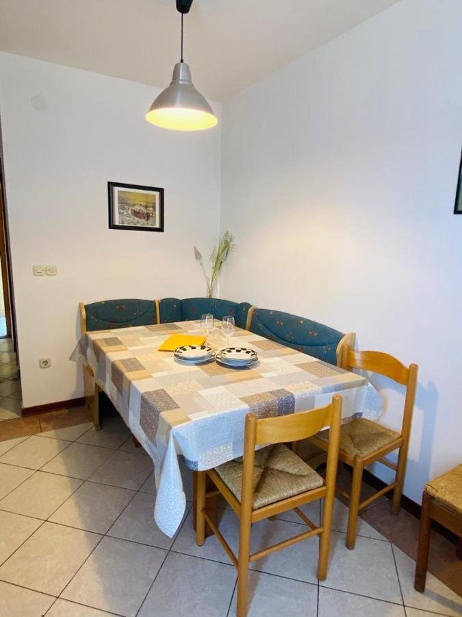 Trapan Apartment Pula Buitenkant foto